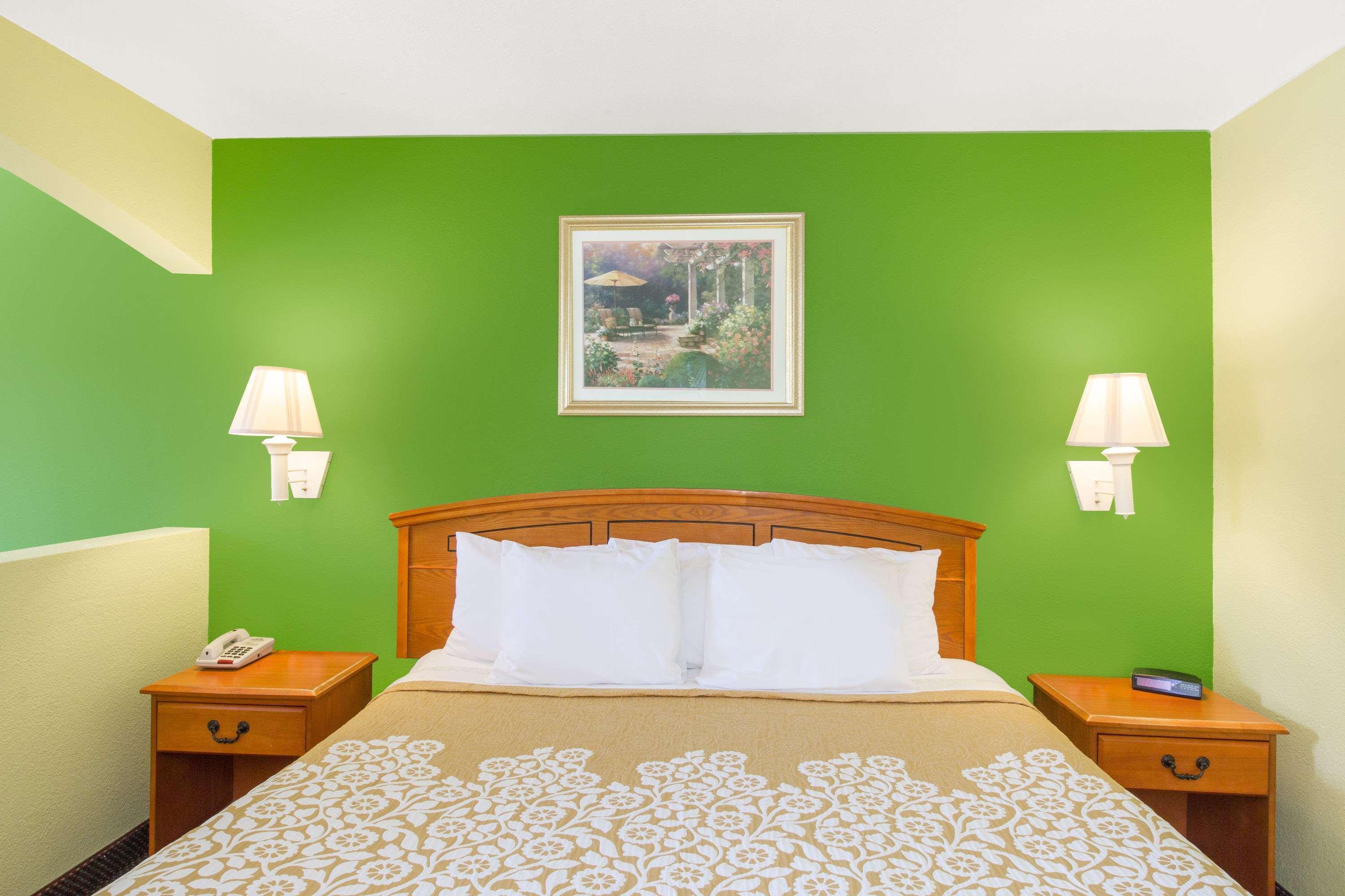 Days Inn By Wyndham Fulton Dış mekan fotoğraf